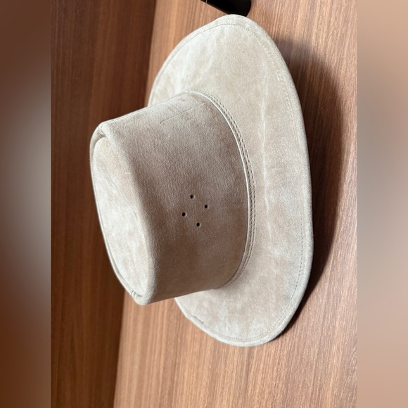 Beautiful Taupe Leather “Australian Walkabout” Hat in Unisex Design main image 14